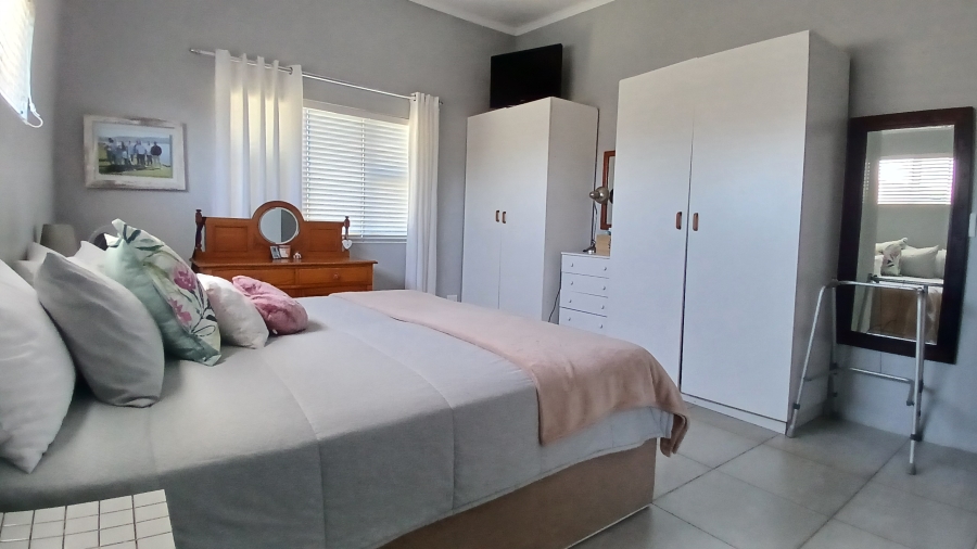 2 Bedroom Property for Sale in Fisherhaven Western Cape